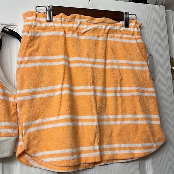 Girls Large Lounge Set - Picture 3 of 3